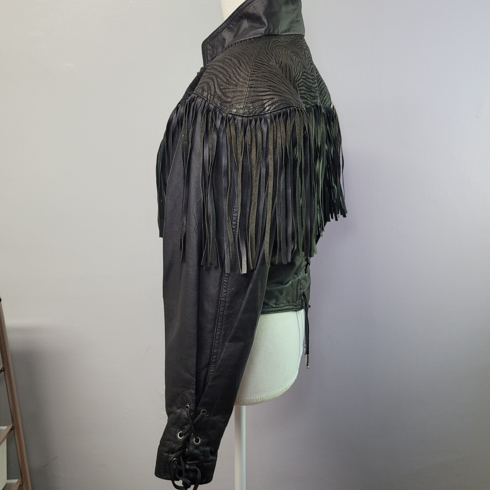 Vintage Black Leather Fringe Western Jacket Zebra Embossed Concho Cropped 90s - Picture 6 of 16